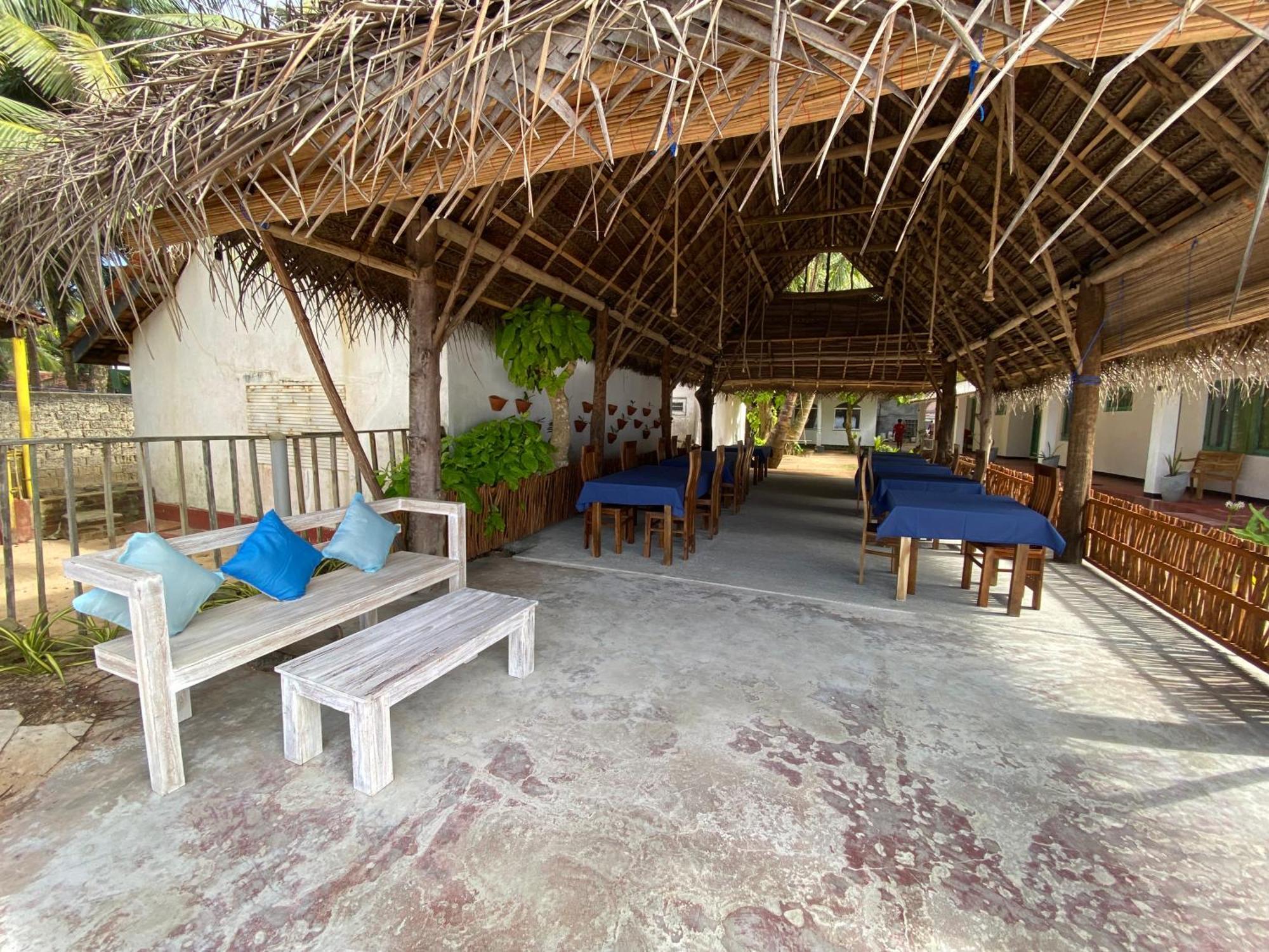 Sapphire Blue Hikkaduwa Exterior foto